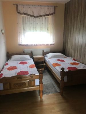 Pokoje i apartamenty Renata