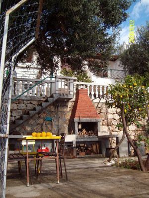 Apartamenty Mali dom