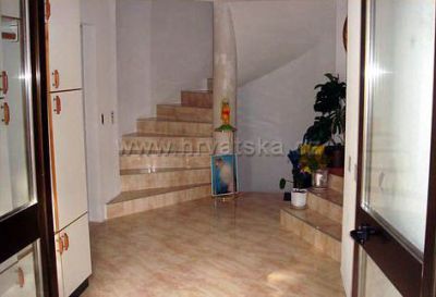 Apartamenty Dalmatia - Pakostane