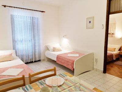 Apartamenty ADRIA