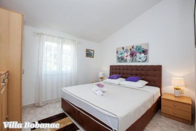 Apartamenty z basenem Bobanac