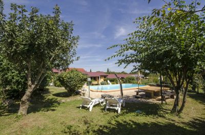 Country Club bungalowy z basenem