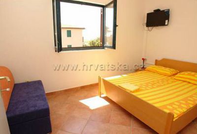 Apartamenty Mandre Damir