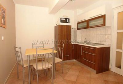 Apartamenty Mandre Damir