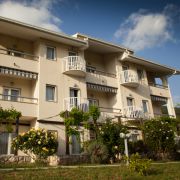 Hotel Zlatni lav