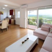 Apartament Luka
