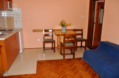 Apartamenty i konoba Mama