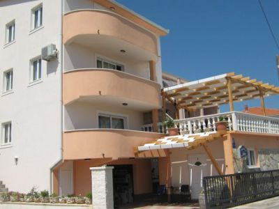 Apartamenty MARINOVI DVORI