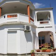 Apartamenty MIRA