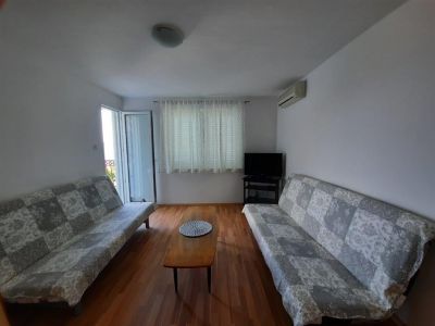 Apartamenty TINTOR Selce