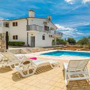 Apartamenty Vila Nena z basenem