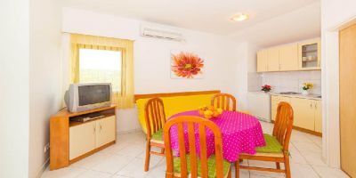 Apartamenty Vila Nena z basenem